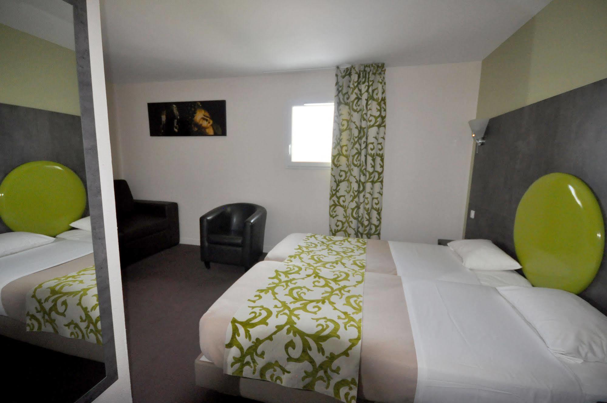 Brit Hotel Confort Alexia - 拉索特雷尼 外观 照片